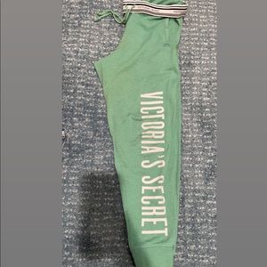 VICTORIA SECRET SWEATPANTS